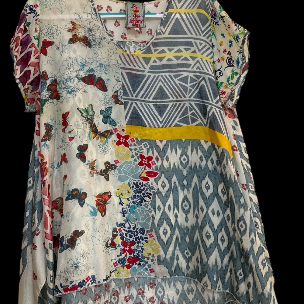 Johnny Was White and Gray Boxy Short Sleeve Blouse